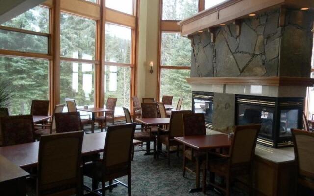 The Pinnacle Lodge