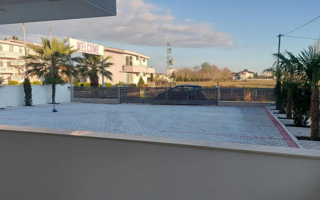 Ulcin Relax Apartments & Rooms