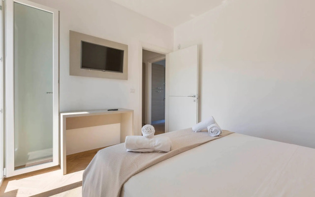 Absolute Suite Apartments