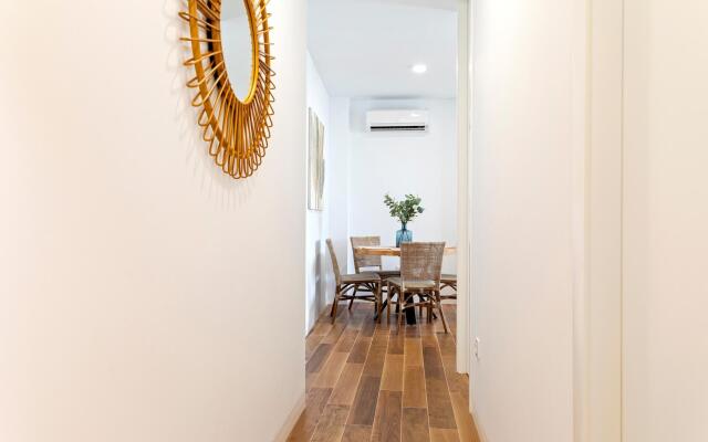 Lovely 2-bedroom apartment in Cadiz center. San Antonio III