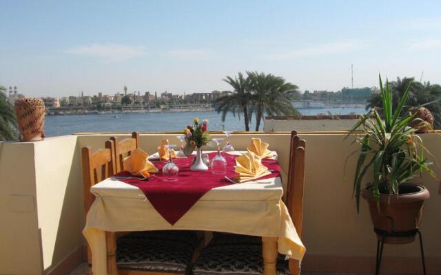 Nile Valley Hotel & Restaurant