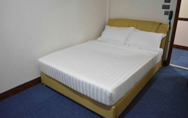 999 Hotel