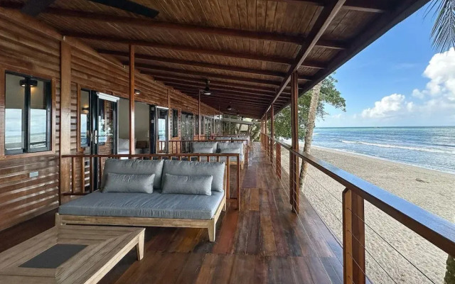 Mt. Plaisir Estate Hotel
