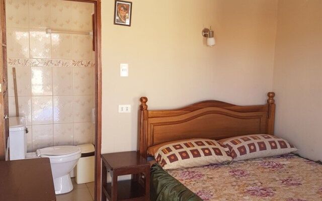 Alojamiento El Turista - Hostel