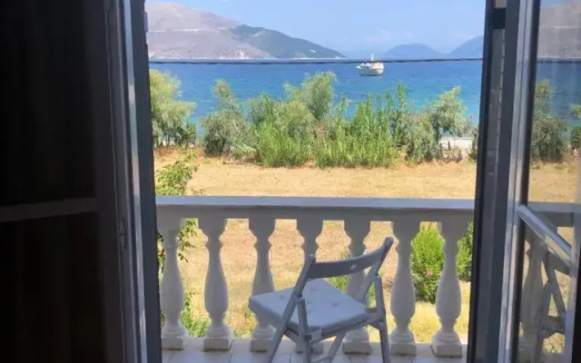 Tilde on the beach, Apts - Sami Kefalonia