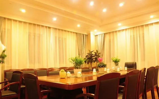 GreenTree Inn Shanghai Fengxian Xidu Business Hotel