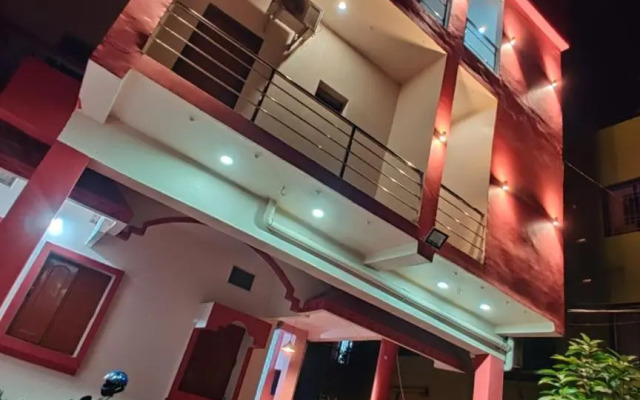 OYO Rooms 166 Airport Square