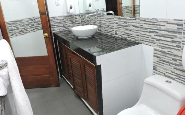 The Point Lima Hostel