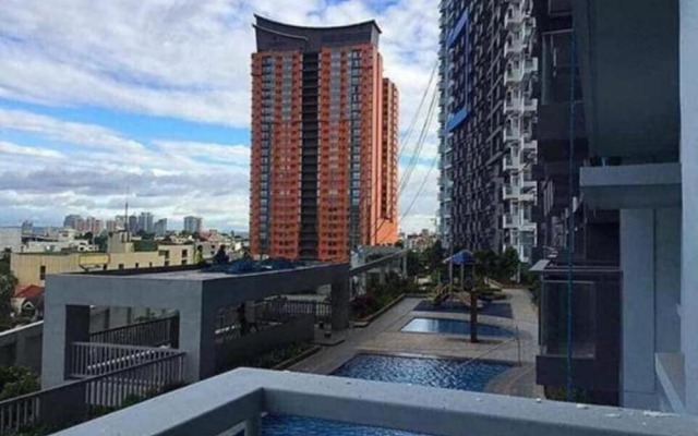 Cubao ManhattanHeights Unit 5H Tower C