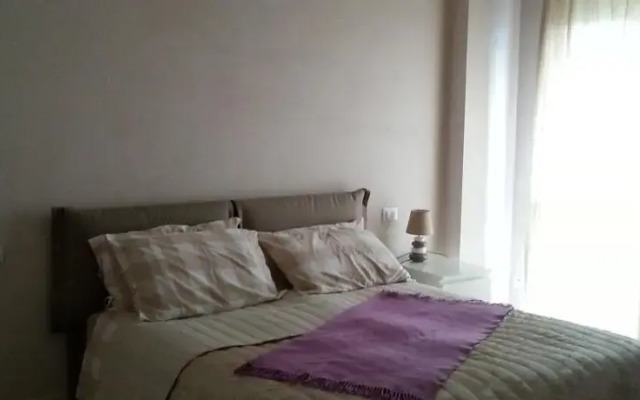 Villa con piscina e campo da tennis