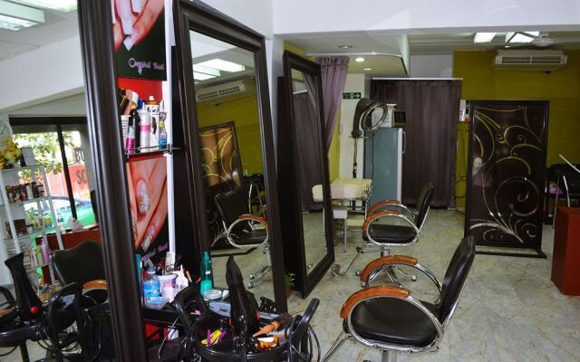 Bed & Breakfast - Baan Sabai De