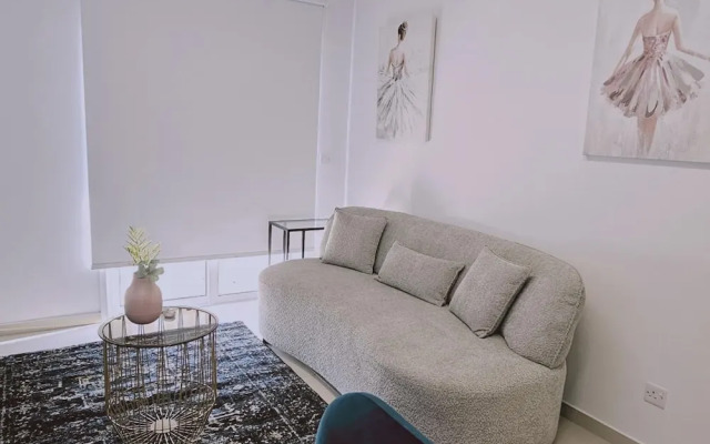 104 NIC - 502 Stay Cosmo City Suite