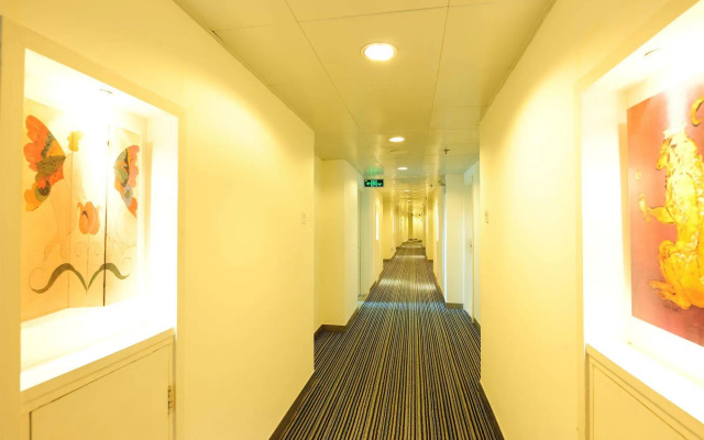 Grand 0773 Hotel