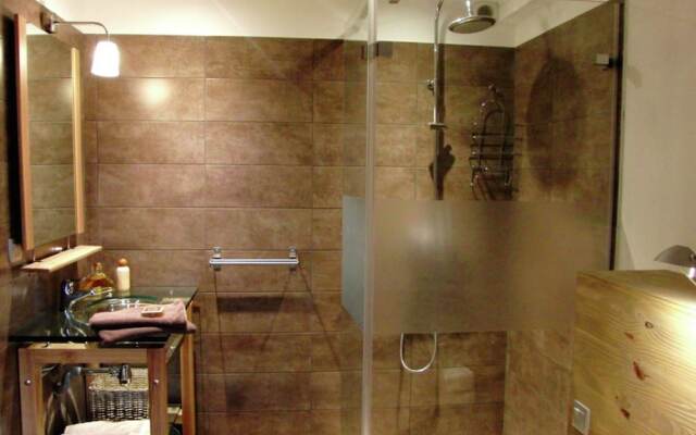 New House With Infrared Sauna and Stunning Mountain Views