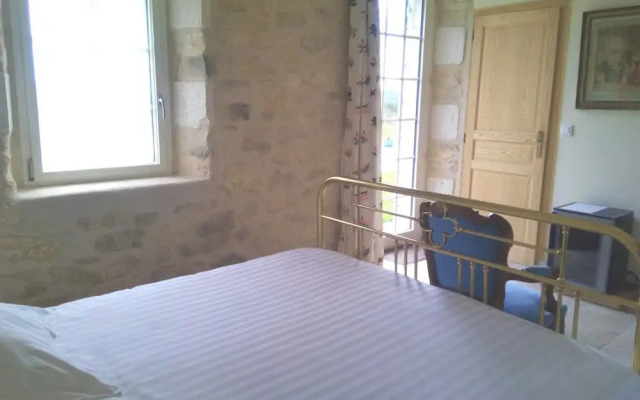 Relais de Montgeoffroy B&B