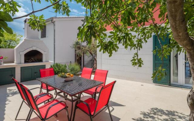 Villa Basic