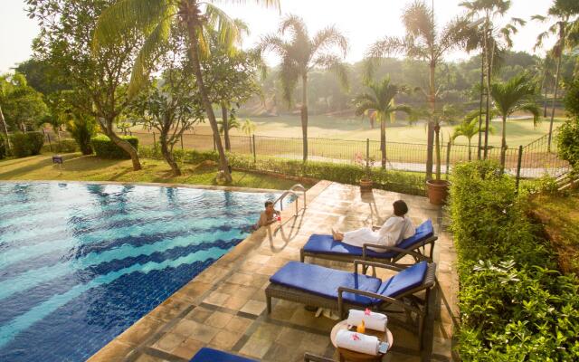 Puri KIIC Golf View Hotel