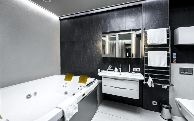 Апартаменты Fly Apartments  на проезде 1-й Красногвардейский