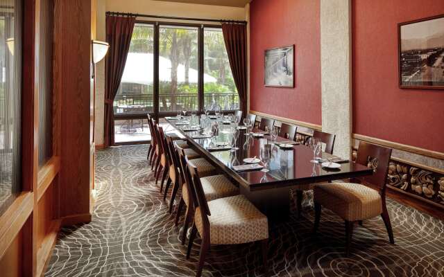DoubleTree by Hilton Ontario Airport