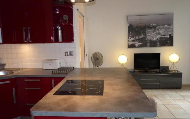 Apart of Paris - Le Marais - Rue au Maire
