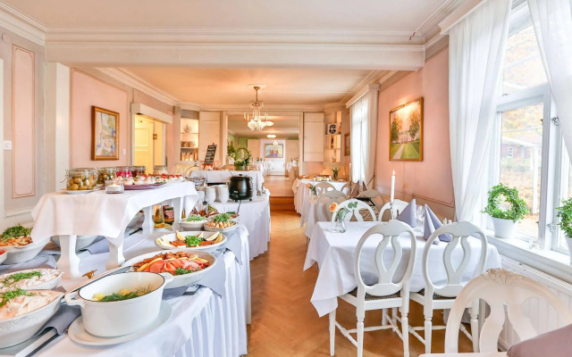 Hennickehammars Herrgård