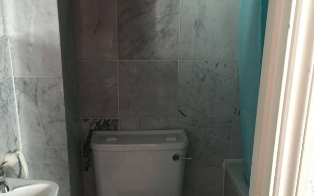 Anwar House