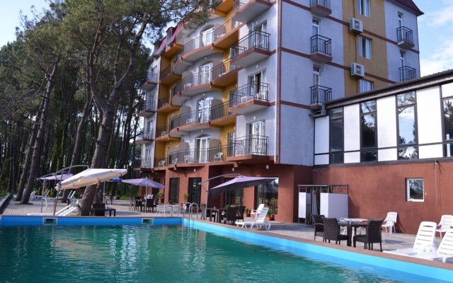 Iveria Elli Hotel