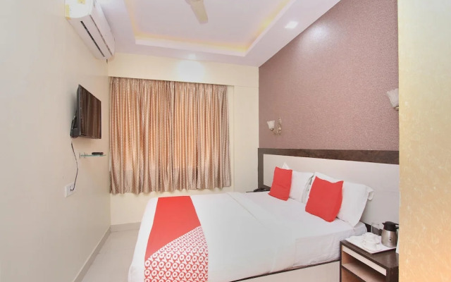 OYO 13029 Hotel Bestend