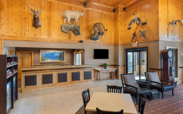 Best Western Plus Olympic Inn