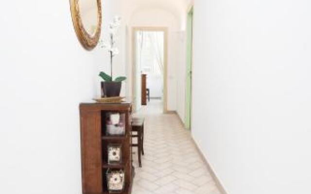 Tritone 91 Apartments