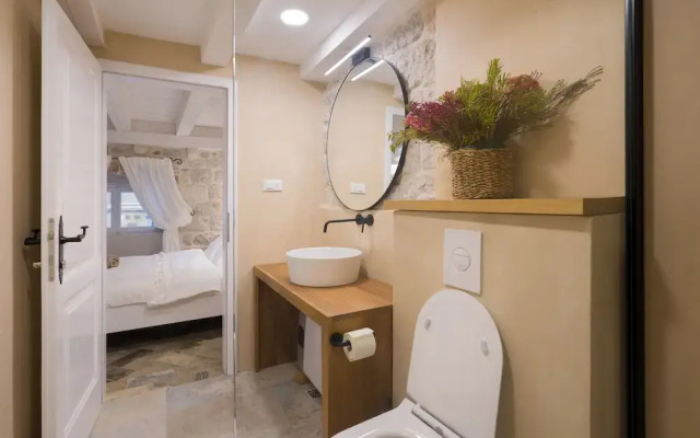 Luxury Apartment Lina - II