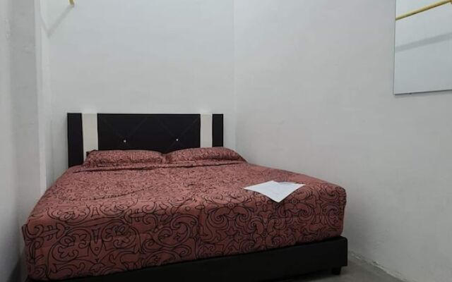 OYO 90866 Rakyat Inn