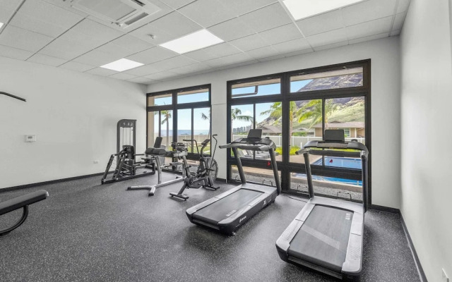 Makaha Villa by Avantstay Mountain + Ocean Views