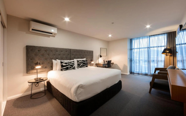 Avenue Hotel Canberra