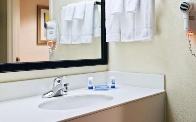 Fairfield Inn by Marriott Arrowood