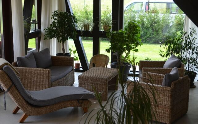 Holiday Home in Przew?oka With Forest