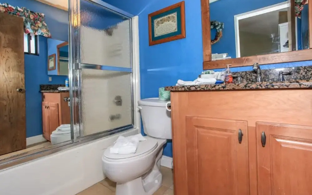 Boulder Bay Lakeside Suite Condo