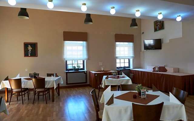 Hotel Restauracja Varia