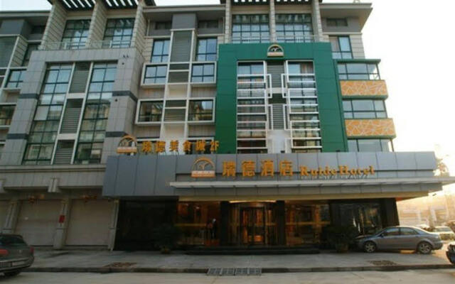 Victor Hotel