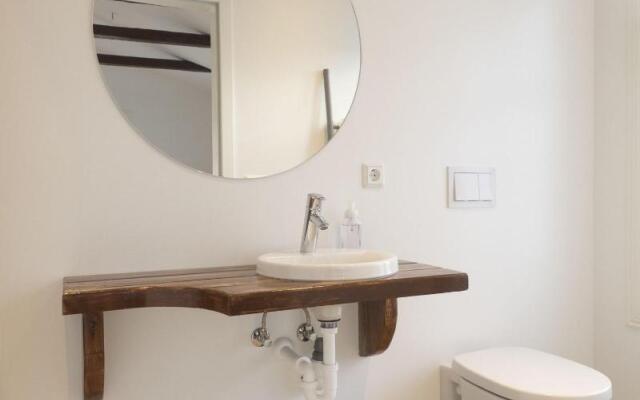 Við Lónið guesthouse