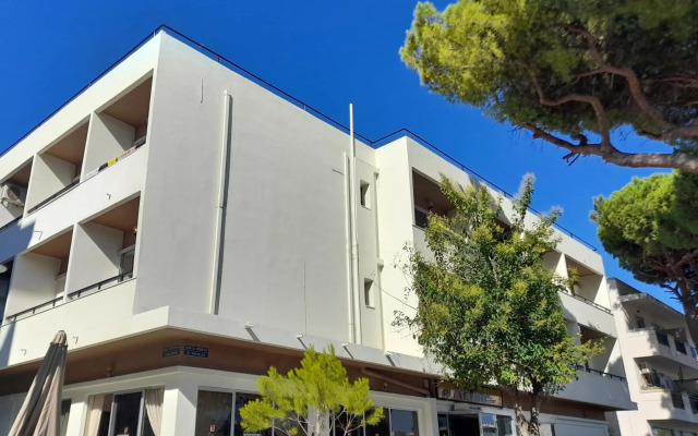 Phaethon Hotel