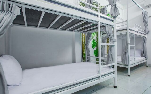 SPOT ON 957 Hue Corner Hostel