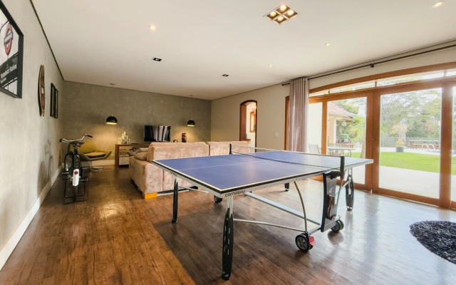 Refúgio de Alto Padrão na Granja Viana