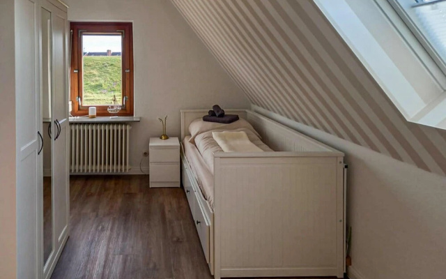 Awesome Home in Friedrichskoog With 3 Bedrooms and Wifi
