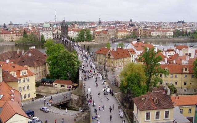 Apartment With one Bedroom in Prague, With Wifi