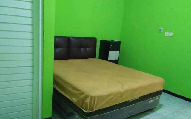 OYO 3887 Potreh Mastekah 2