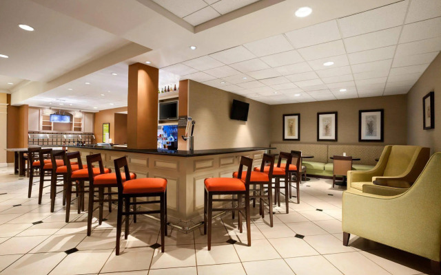 Hilton Garden Inn Solomons
