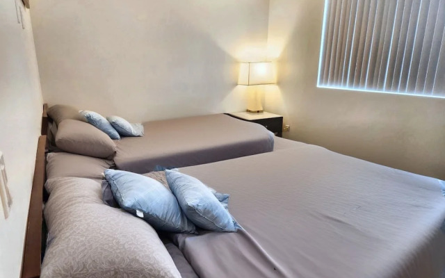 StaysPro - Central Los Angeles Hollywood Homes