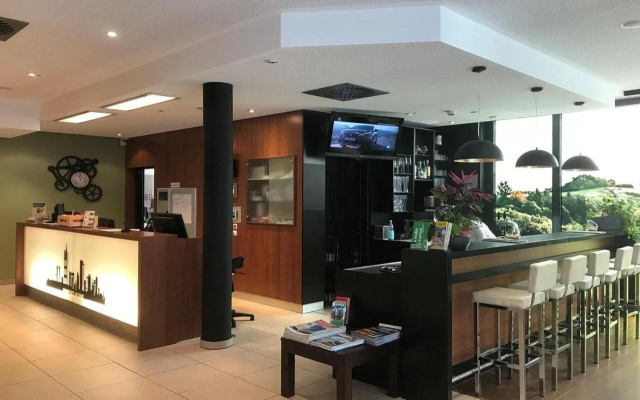 Отель Premier Inn Frankfurt City Europaviertel
