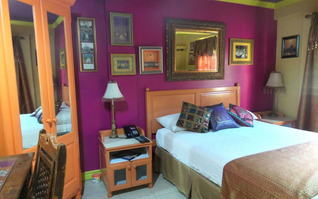 Coblentz Inn Boutique Hotel
